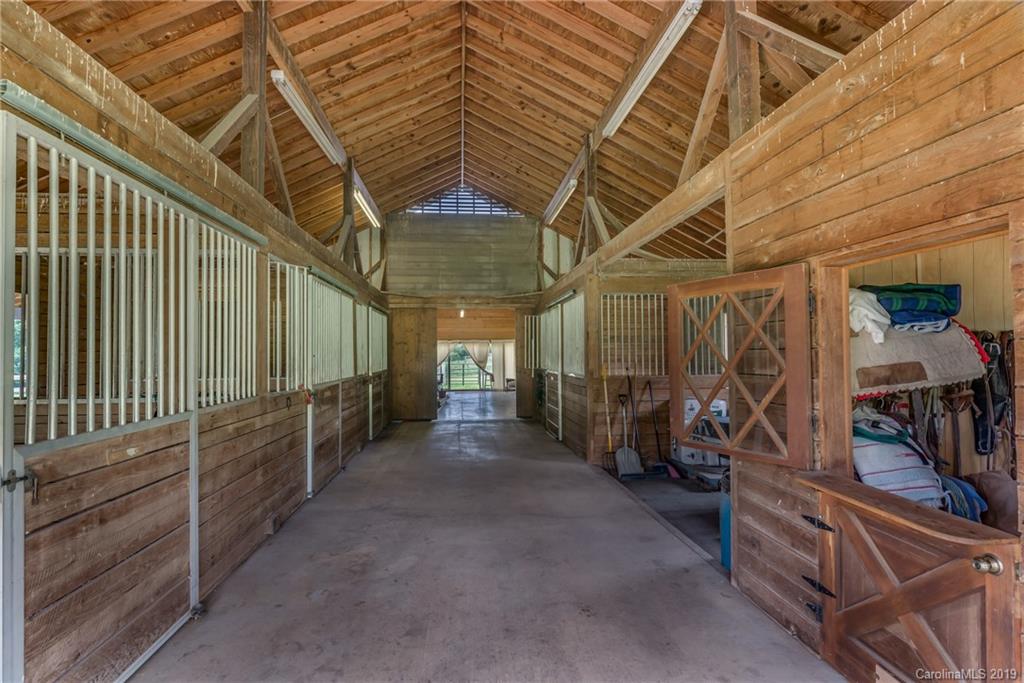 2470 Landrum Mill Road Campobello, SC 29322 - Photo 32 of 38