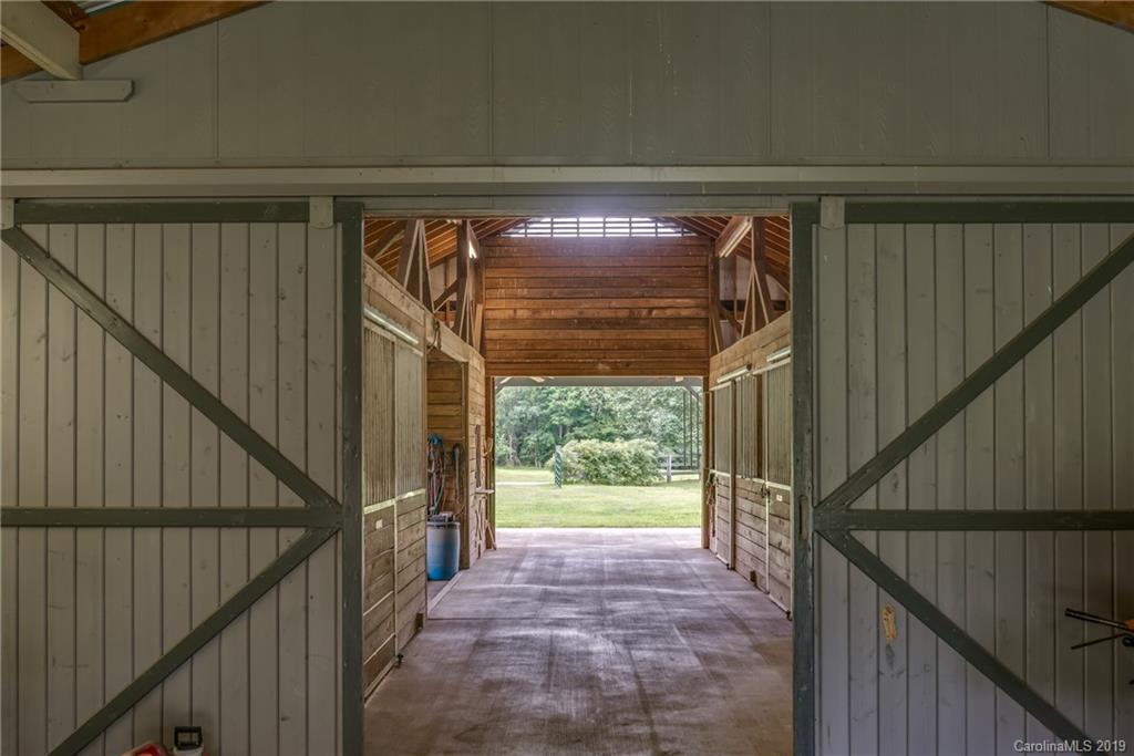2470 Landrum Mill Road Campobello, SC 29322 - Photo 34 of 38
