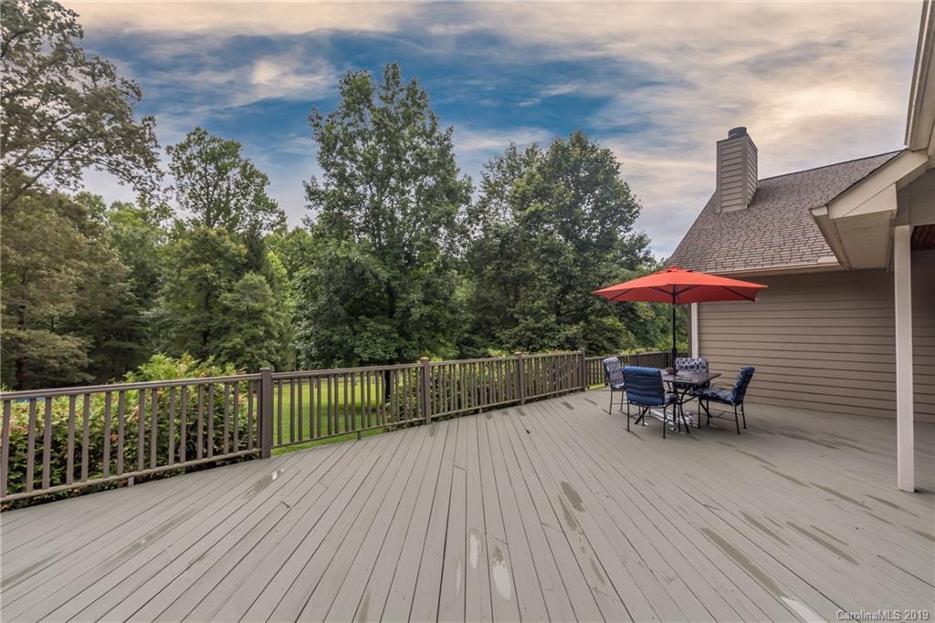 2470 Landrum Mill Road Campobello, SC 29322 - Photo 6 of 38