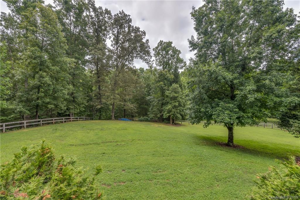 2470 Landrum Mill Road Campobello, SC 29322 - Photo 10 of 38