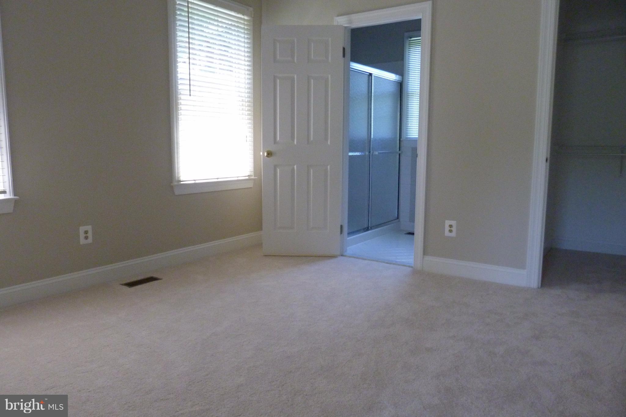 1716 Raleigh Hill Road Vienna, VA 22182 - Photo 14 of 30 Au Pair Bedroom #1 Main Level w/ Full Bath/WIC