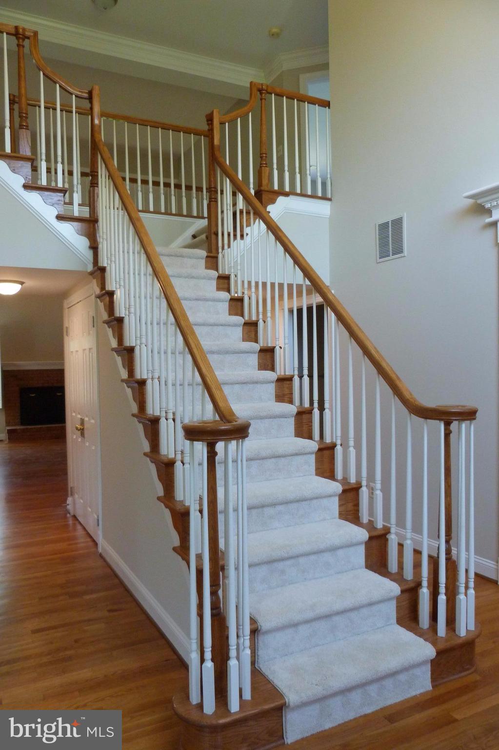 1716 Raleigh Hill Road Vienna, VA 22182 - Photo 3 of 30 Grand Foyer Staircase/2nd Staircase off Kitchen