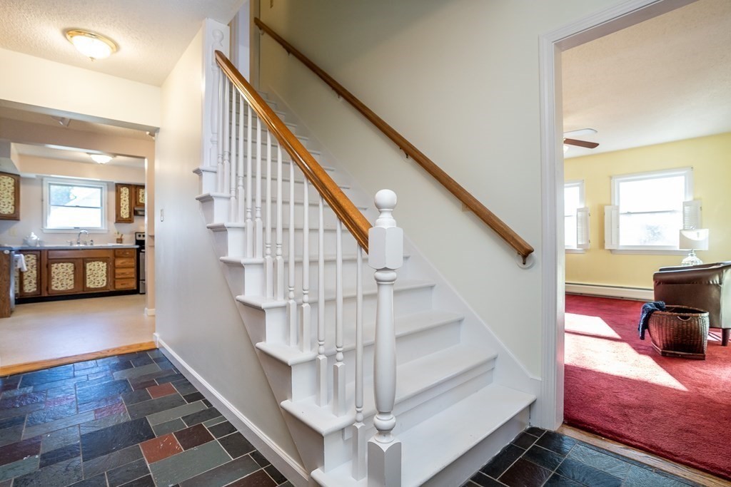 2450 Wilbraham Road Springfield, MA 01129 - Photo 15 of 36