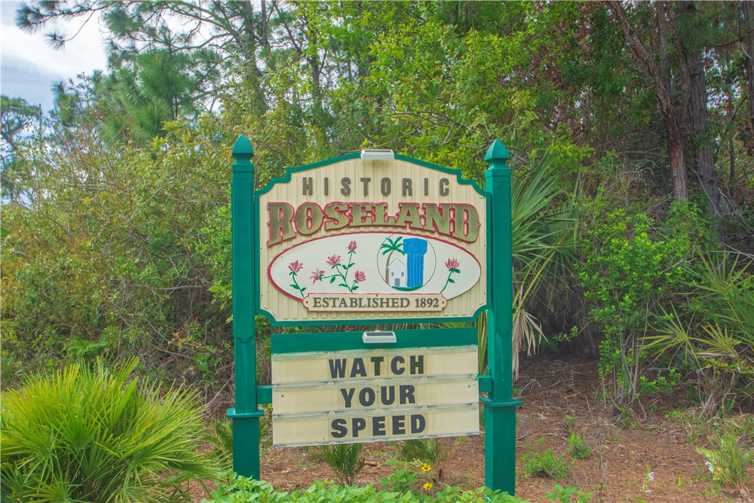 8065 126th Street Sebastian, FL 32958 - Photo 15 of 25 a sign that is on the side of a road