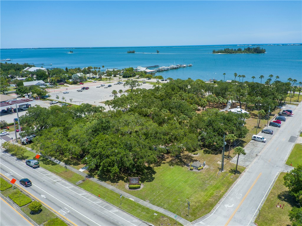 8065 126th Street Sebastian, FL 32958 - Photo 18 of 25 a view of an ocean and beach