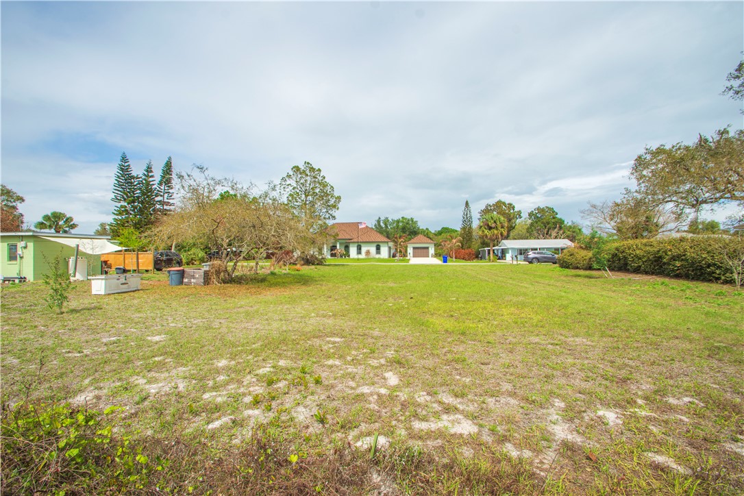 8065 126th Street Sebastian, FL 32958 - Photo 19 of 25 a view of an ocean from a building