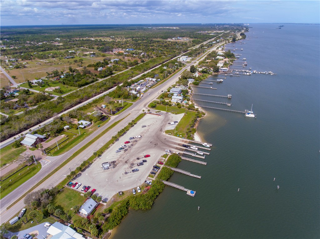 8065 126th Street Sebastian, FL 32958 - Photo 23 of 25 a view of an ocean