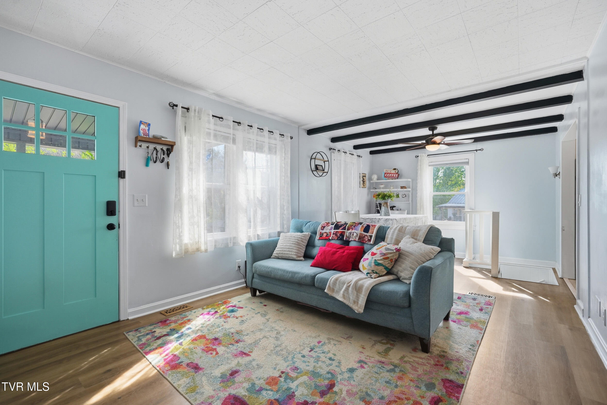 450 South Riverside Drive Elizabethton, TN 37643 - Photo 10 of 28 11_450 s riverside dr-12