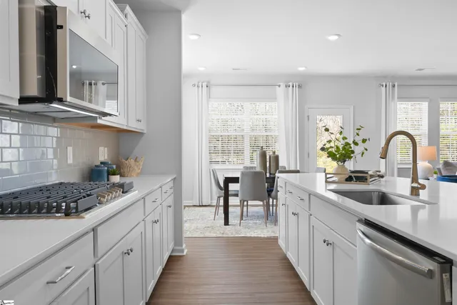 $419,950 | 104 Somerset Lane, Central, SC 29630