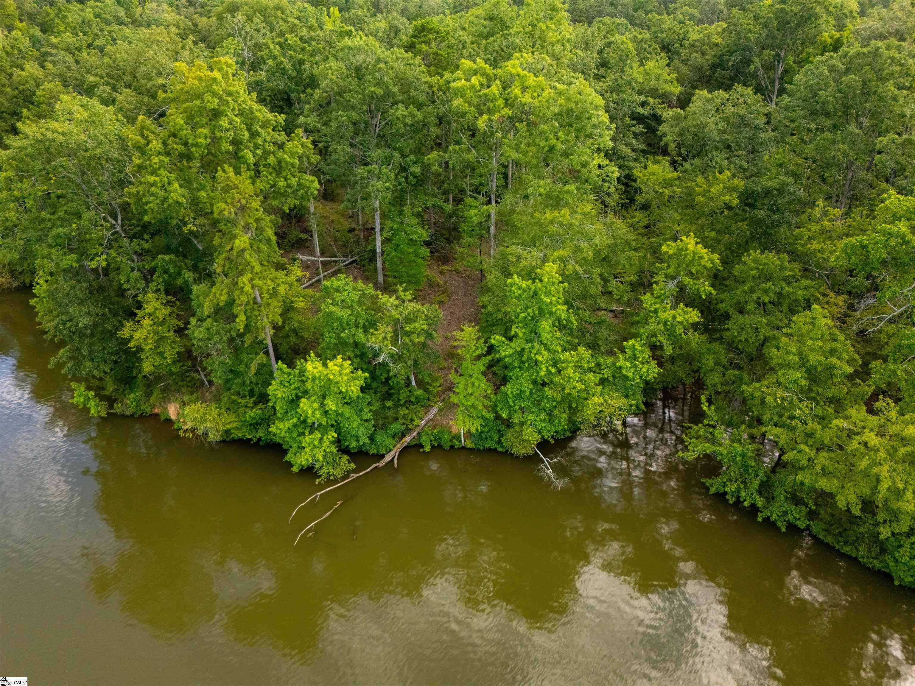 329 Terrapin Pointe Road Hodges, SC 29653 - Photo 7 of 9