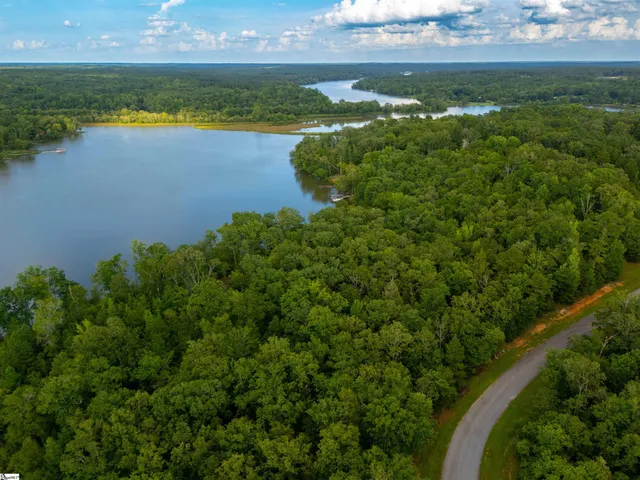 $79,000 | 329 Terrapin Pointe Road, Hodges, SC 29653