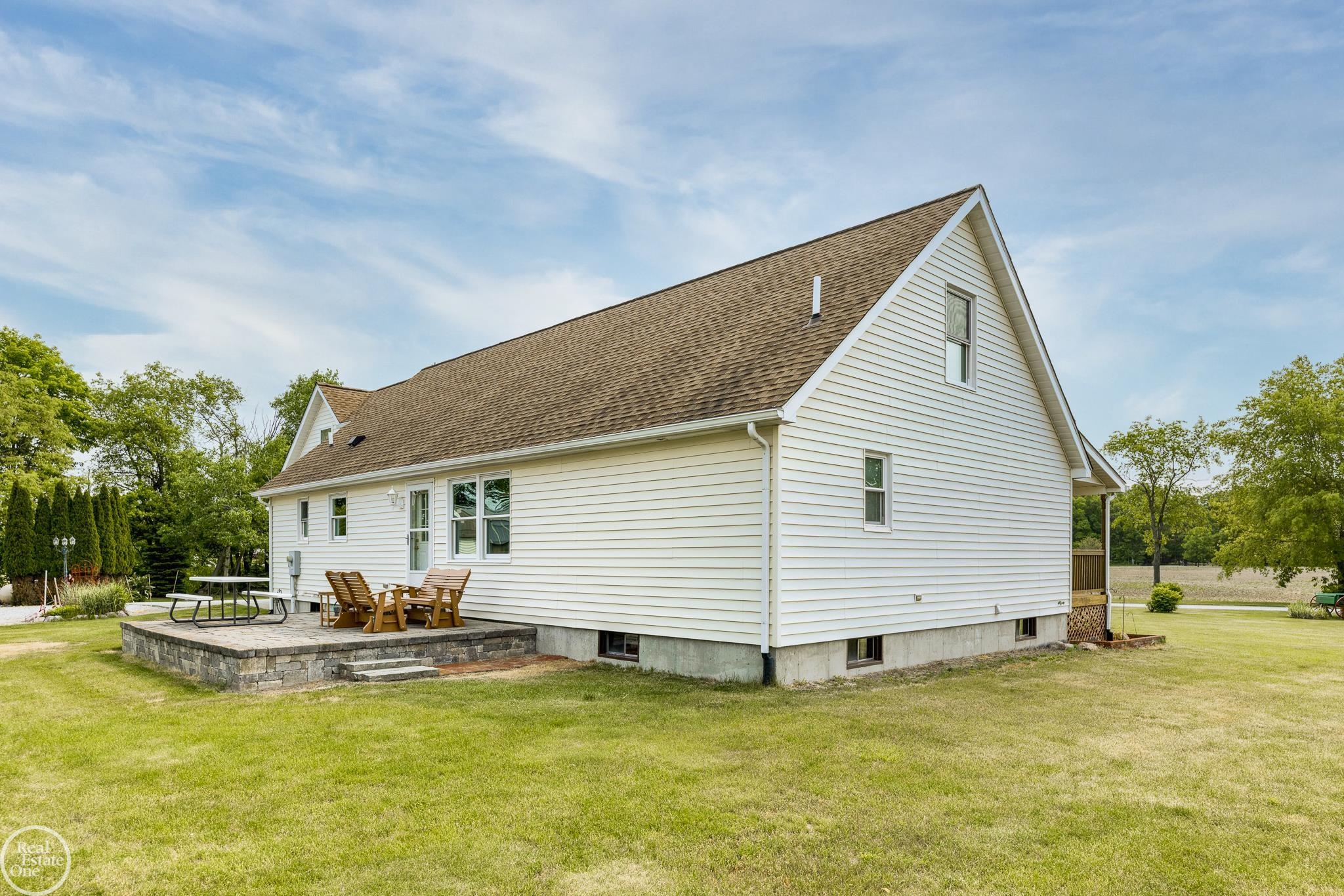 1197 Mayer Road Goodells, MI 48027 - Photo 17 of 93