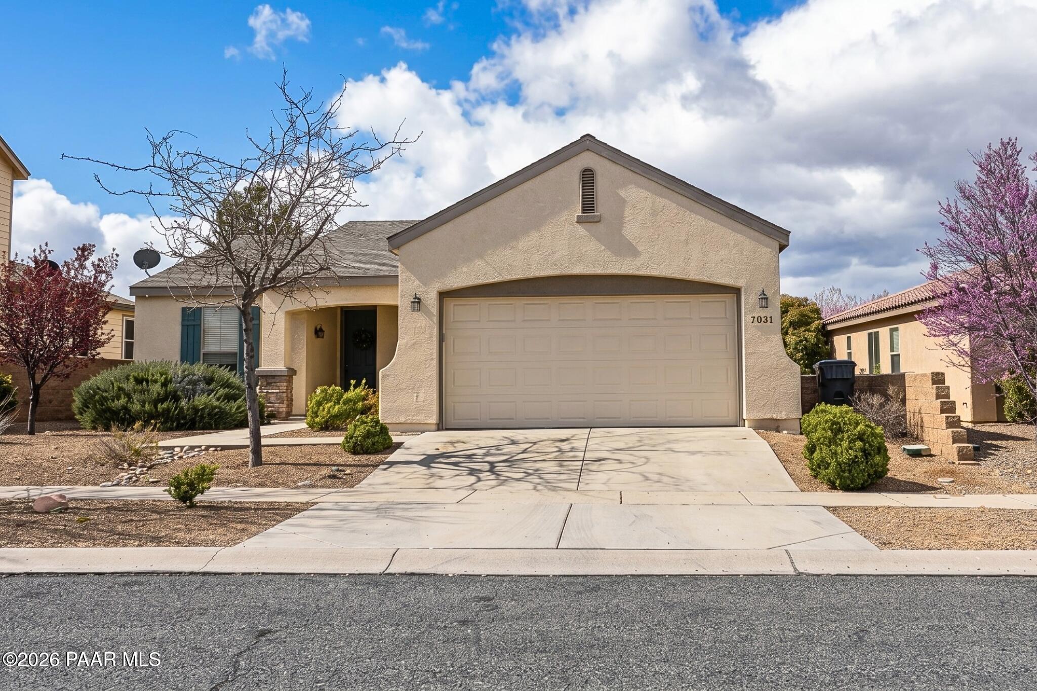 7031 Lynx Wagon Road Prescott Valley, AZ 86314 - Photo 1 of 26 1