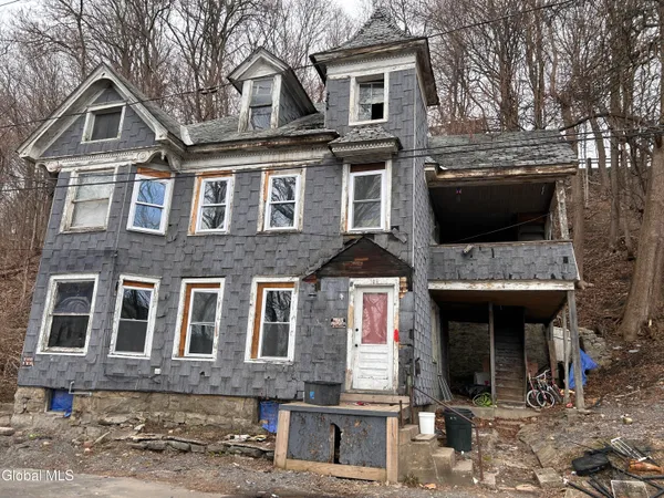 $75,000 | 158 Forbes Street, Amsterdam, NY 12010