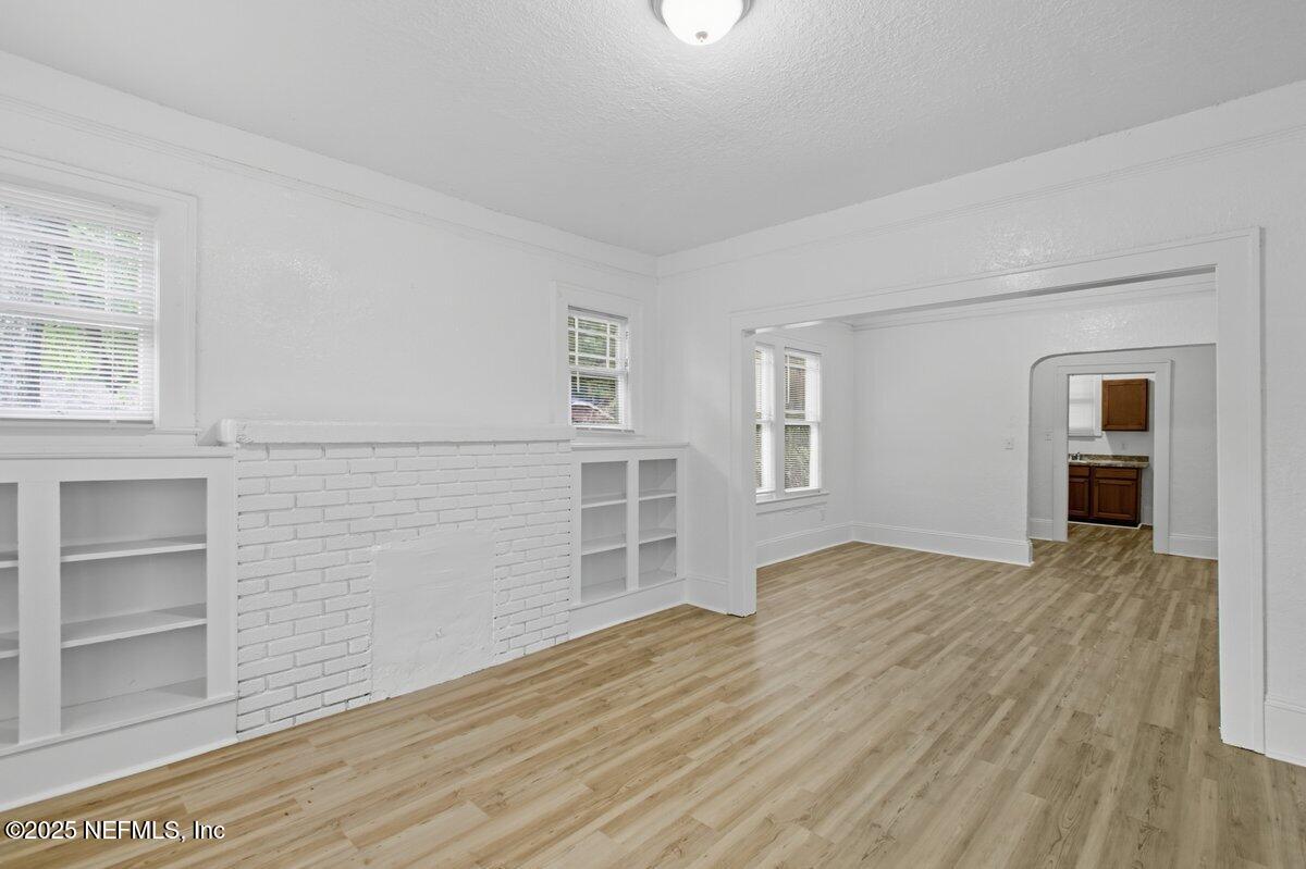 4402 Springfield Boulevard Jacksonville, FL 32206 - Photo 3 of 12 Living Room Dining Room (2)