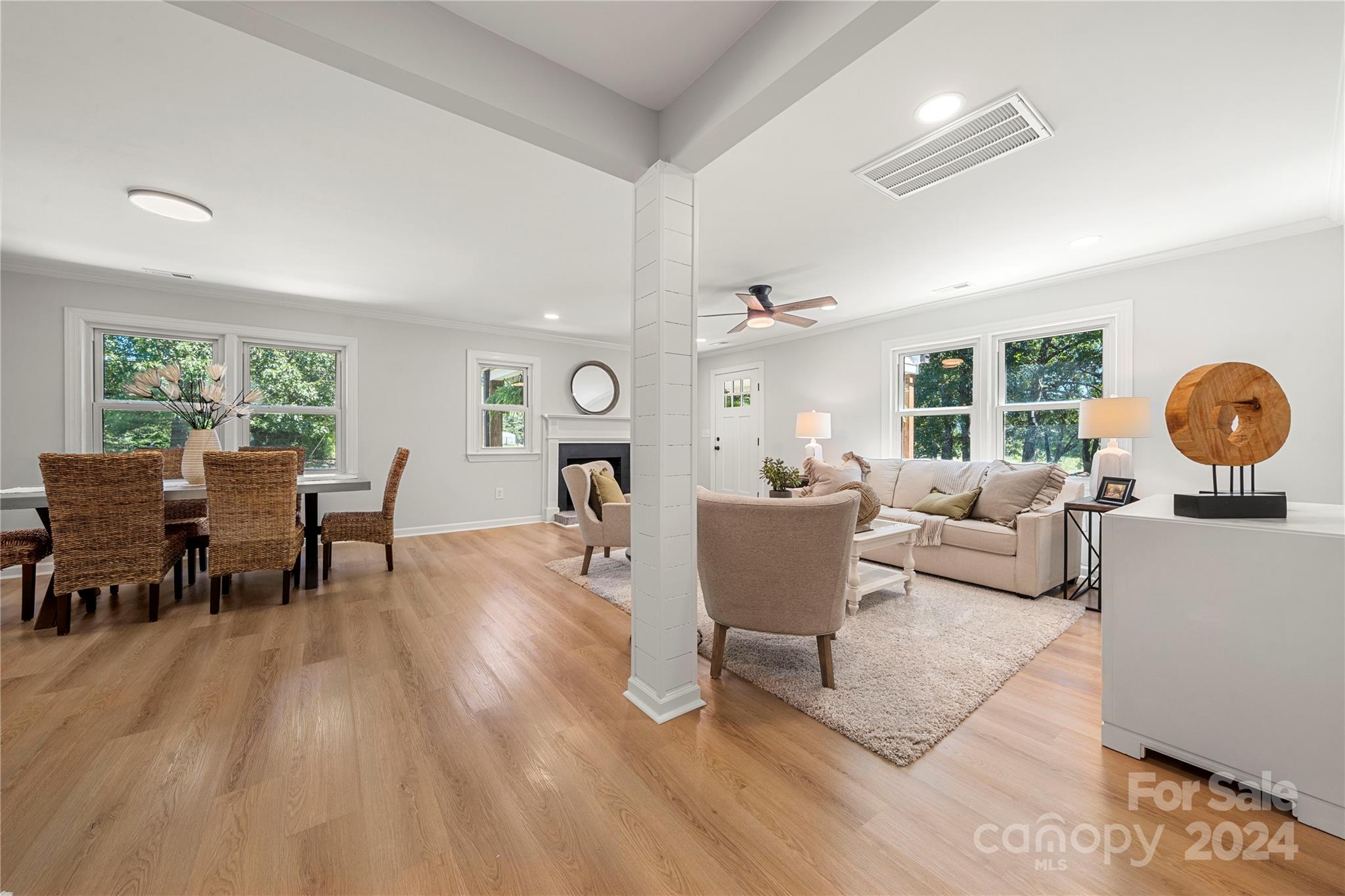 914 Margrace Road Kings Mountain, NC 28086 - Photo 13 of 36 a living room with furniture and wooden floor