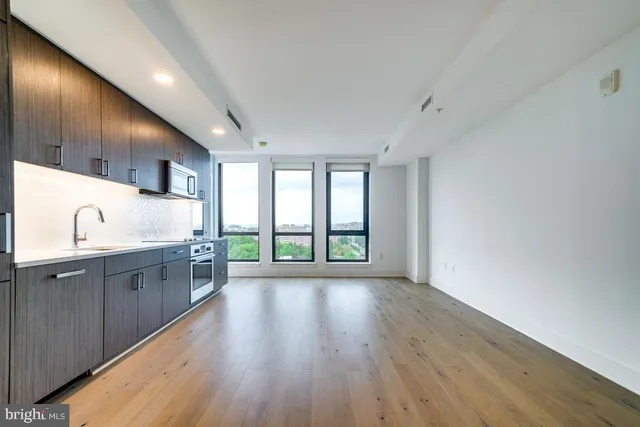 $609,900 | 1211 Van Street Southeast, Unit 806, Washington, DC 20003