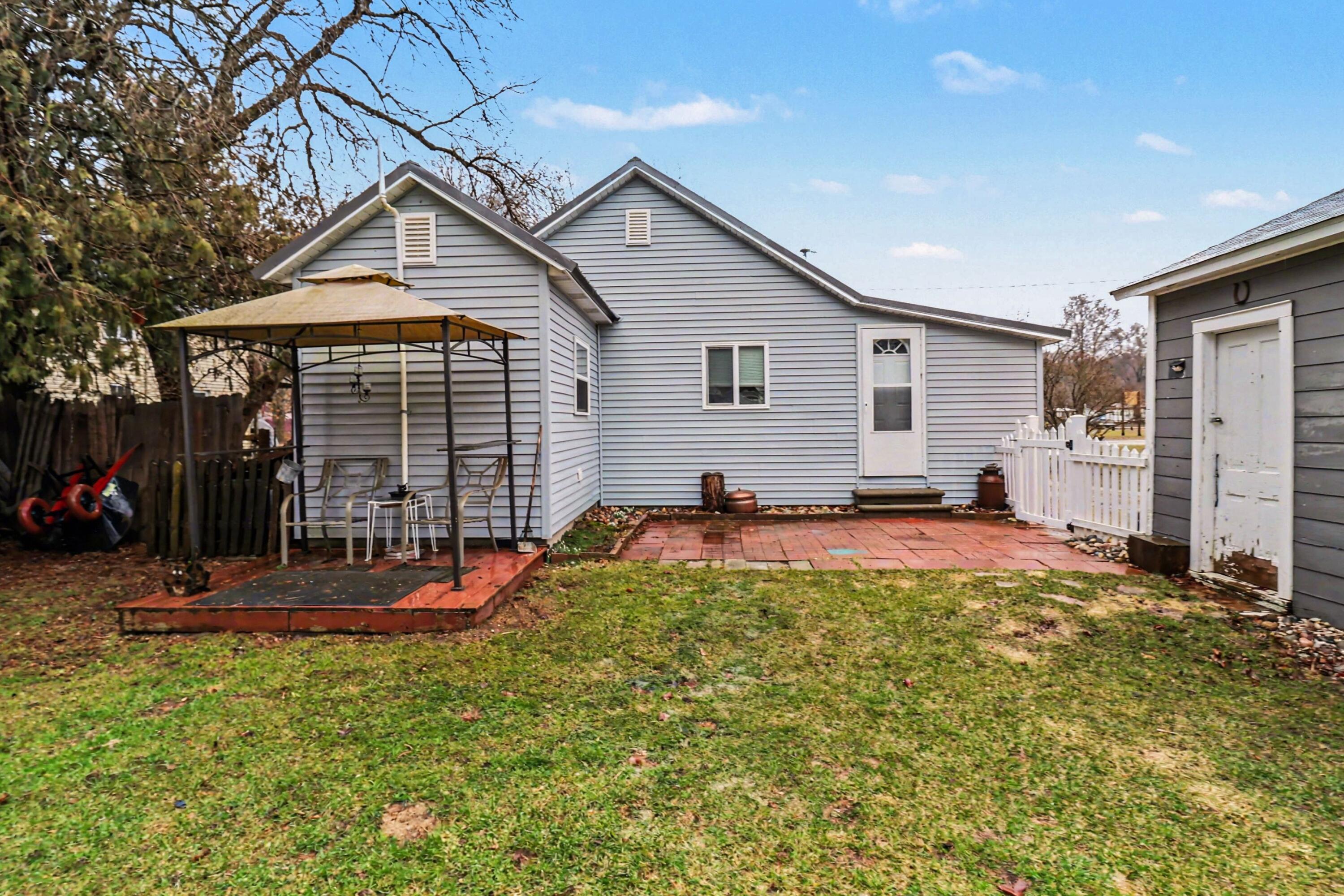 2240 East Loop Road Shelby, MI 49455 - Photo 13 of 16 13