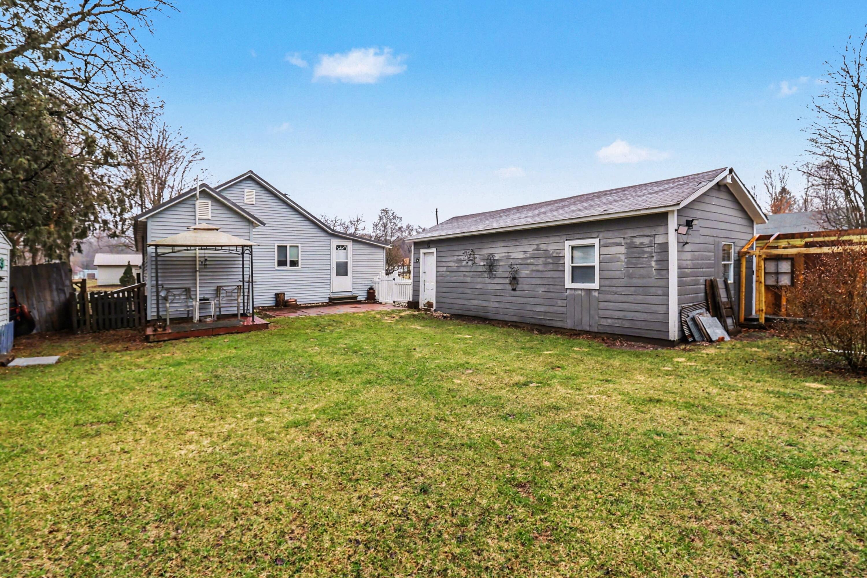 2240 East Loop Road Shelby, MI 49455 - Photo 15 of 16 15