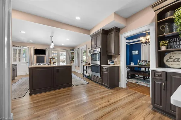 $660,000 | 638 Colonial Drive, High Point, NC 27262