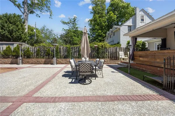 $660,000 | 638 Colonial Drive, High Point, NC 27262