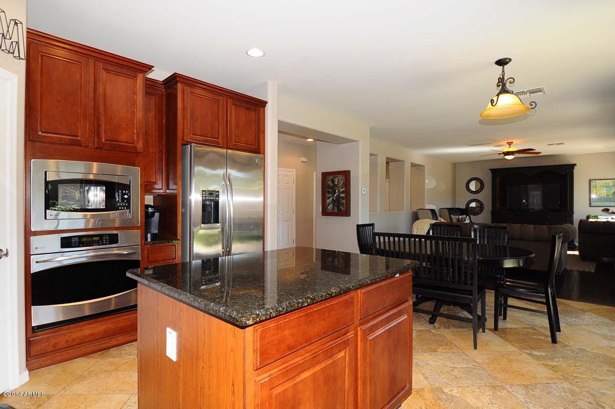 1919 West Steed Ridge Phoenix, AZ 85085 - Photo 5 of 48 Kitchen open to family room