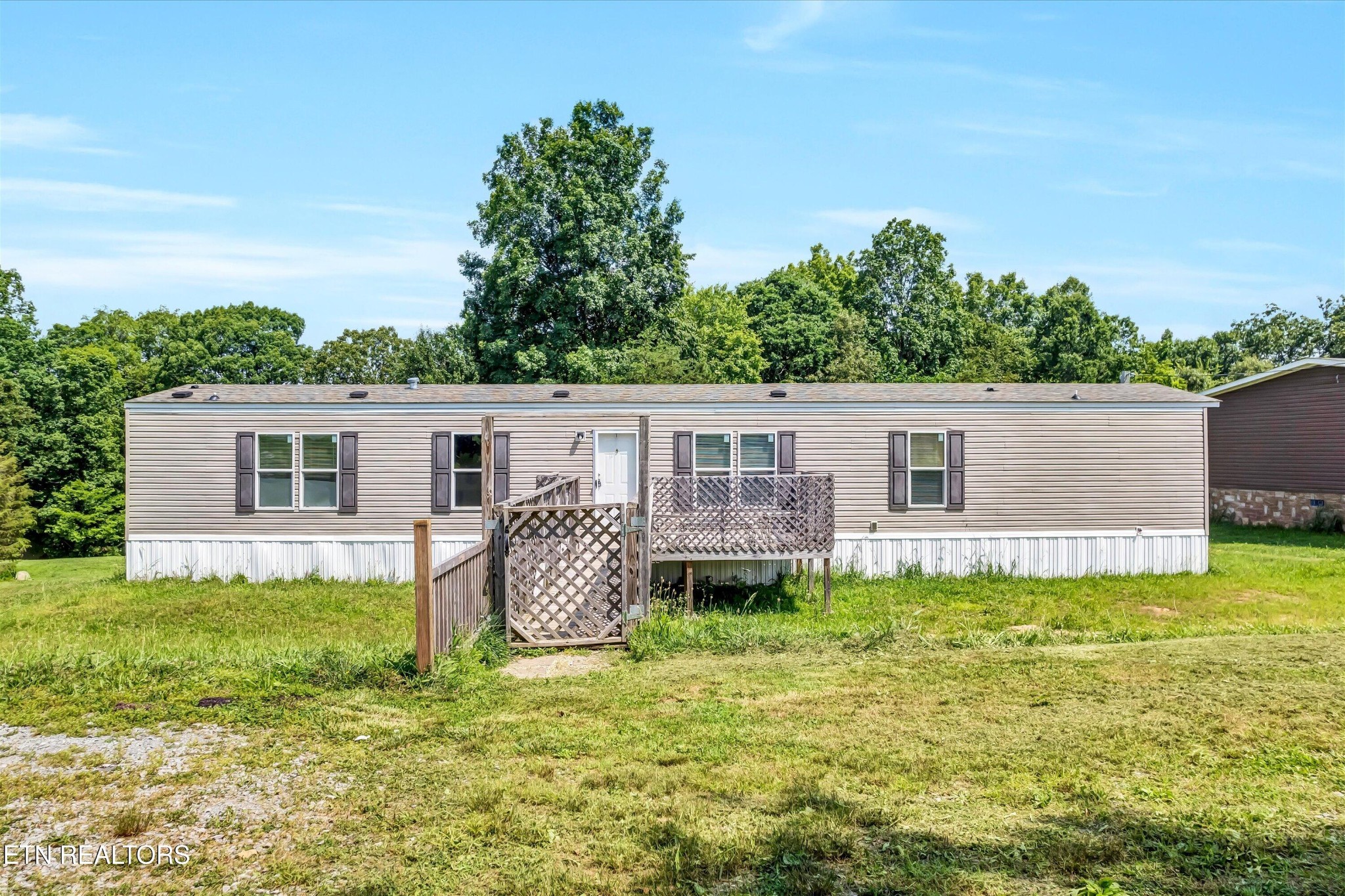 162 Gamble Road Madisonville, TN 37354 - Photo 2 of 29 Gallery Image 2