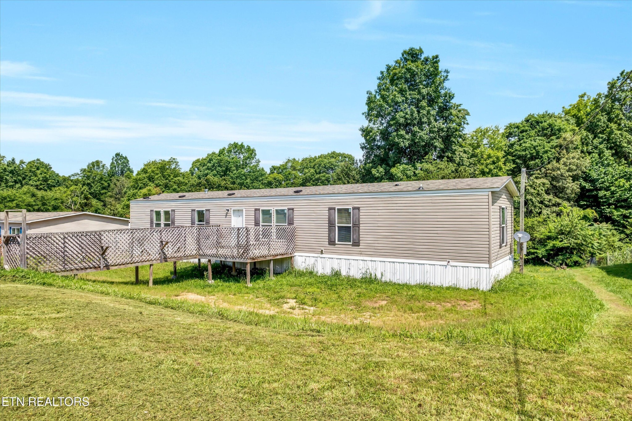 162 Gamble Road Madisonville, TN 37354 - Photo 3 of 29 Gallery Image 3