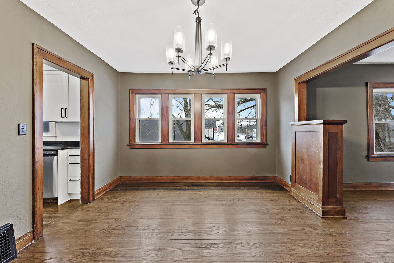 544 South Schuyler Avenue, Unit 1 Kankakee, IL 60901 - Photo 7 of 11