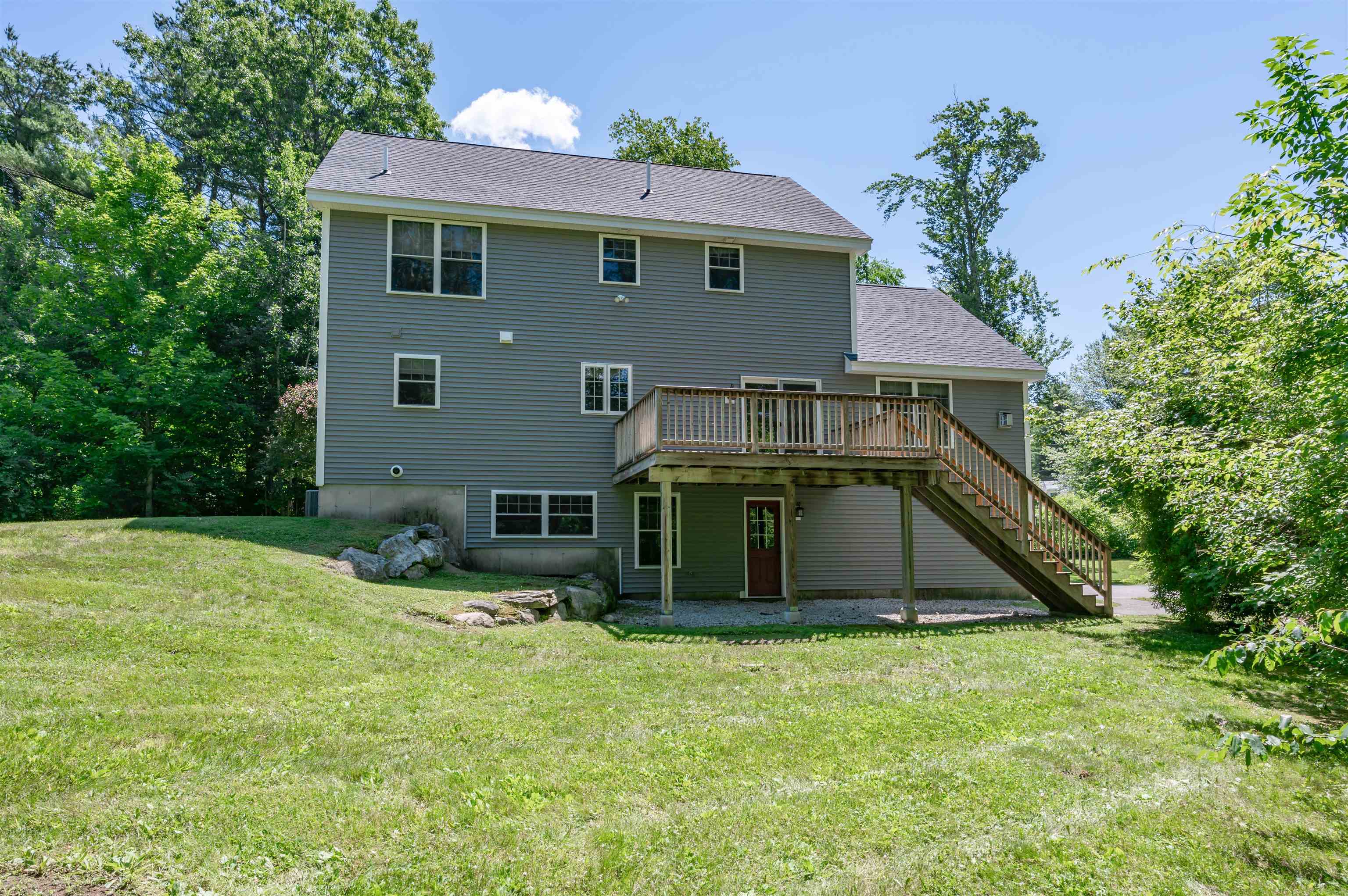 7 North Salem Road Hampstead, NH 03841 - Photo 5 of 54