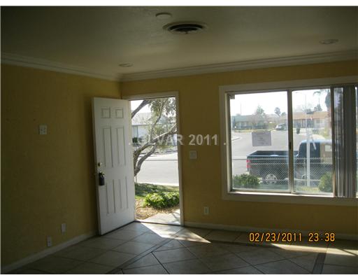 4052 Maple Hill Road Las Vegas, NV 89115 - Photo 5 of 16 Property Photo. FRONT ENTRANCE