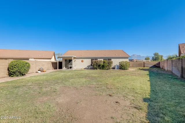 $339,900 | 642 South Thunderbird Drive, Apache Junction, AZ 85120