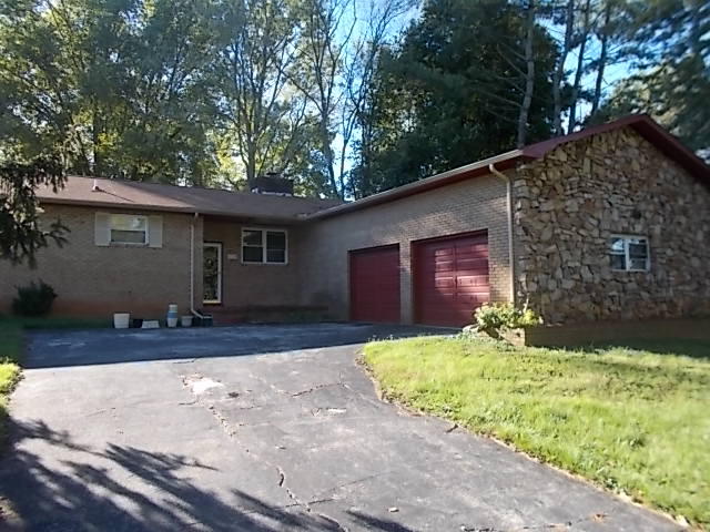 1225 Topside Road Louisville, TN 37777 - Photo 1 of 9 DSCN8037