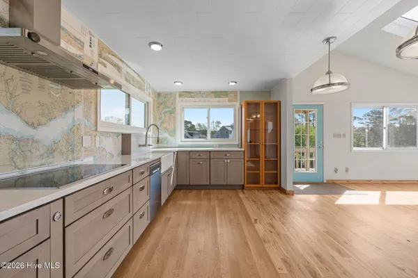 $429,000 | 2027 Blackbeard Drive, Oriental, NC 28571