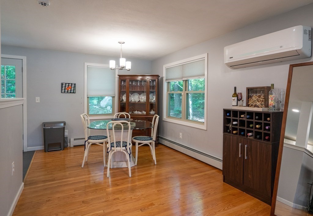 617 Florence Road Northampton, MA 01062 - Photo 6 of 32