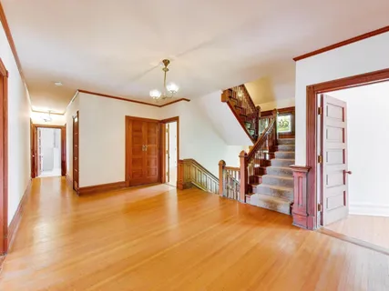 $1,250,000 | 245 North Kenilworth Avenue, Oak Park, IL 60302