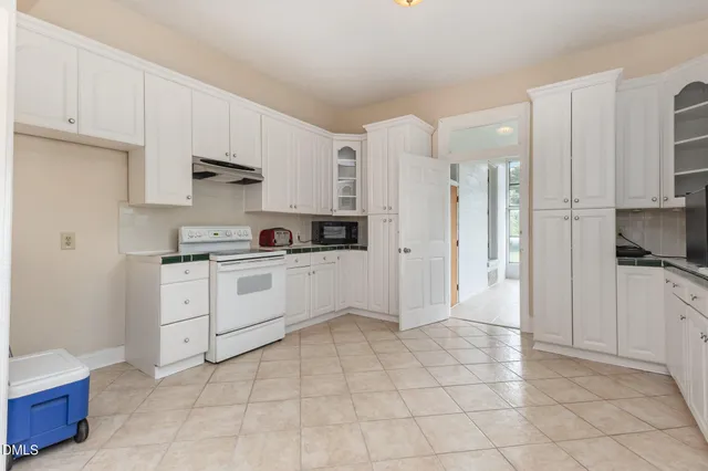 $210,000 | 845 South William Street, Henderson, NC 27536