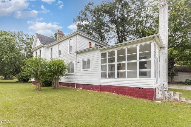 $210,000 | 845 South William Street, Henderson, NC 27536