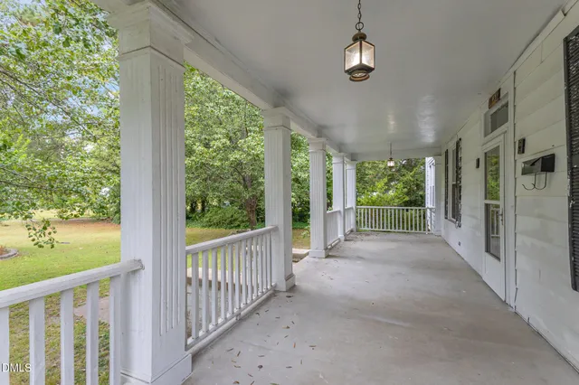 $210,000 | 845 South William Street, Henderson, NC 27536