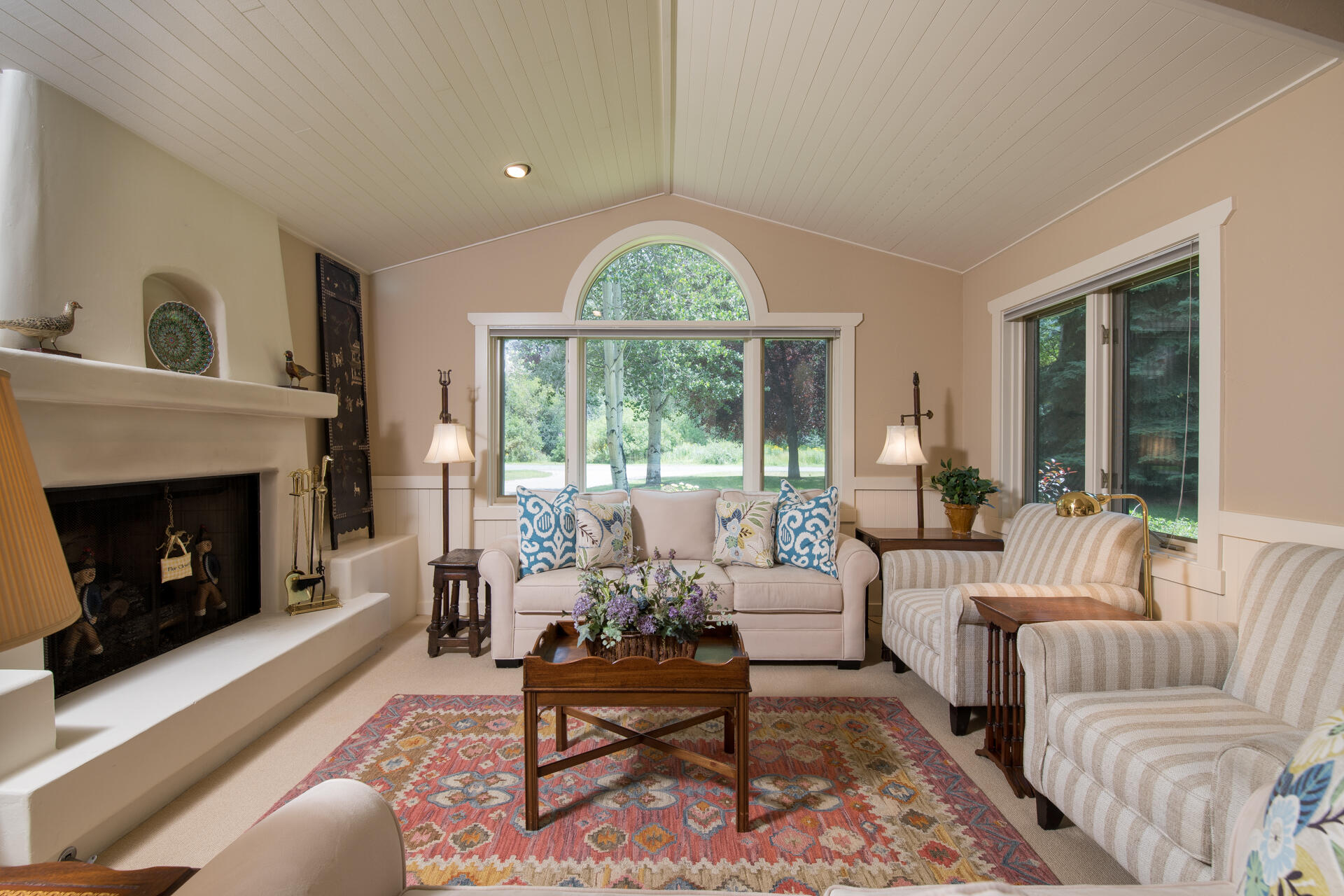 121 Aspen Hollow Road Hailey, ID 83333 - Photo 7 of 34 Living Room