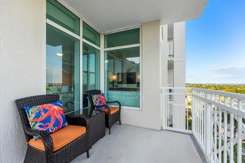 $875,000 | 450 North Federal Highway, Unit 711, Boynton Beach, FL 33435