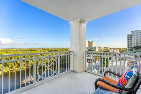 $875,000 | 450 North Federal Highway, Unit 711, Boynton Beach, FL 33435