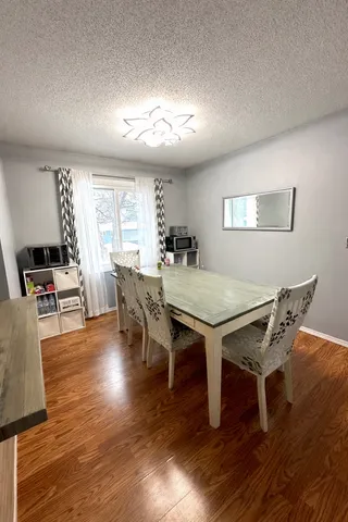 $355,000 | 8868 89th St Circle South, Cottage Grove, MN 55016