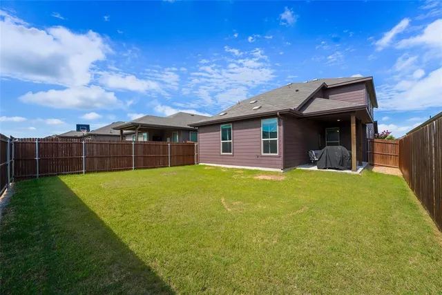 $349,000 | 1025 Mason Street, Aubrey, TX 76227