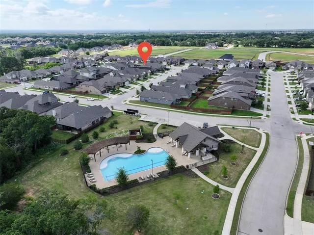 $349,000 | 1025 Mason Street, Aubrey, TX 76227