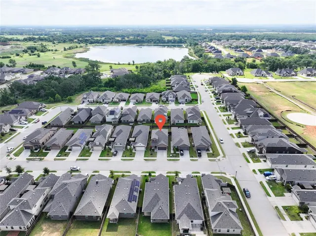 $349,000 | 1025 Mason Street, Aubrey, TX 76227