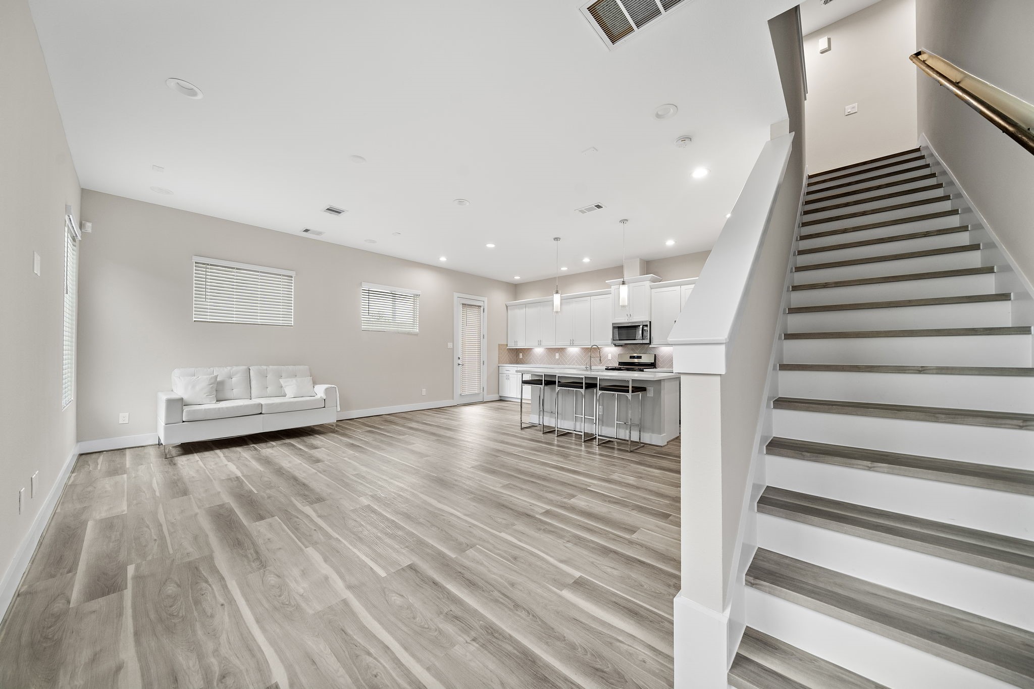 7510 Sandle Street Houston, TX 77088 - Photo 3 of 26