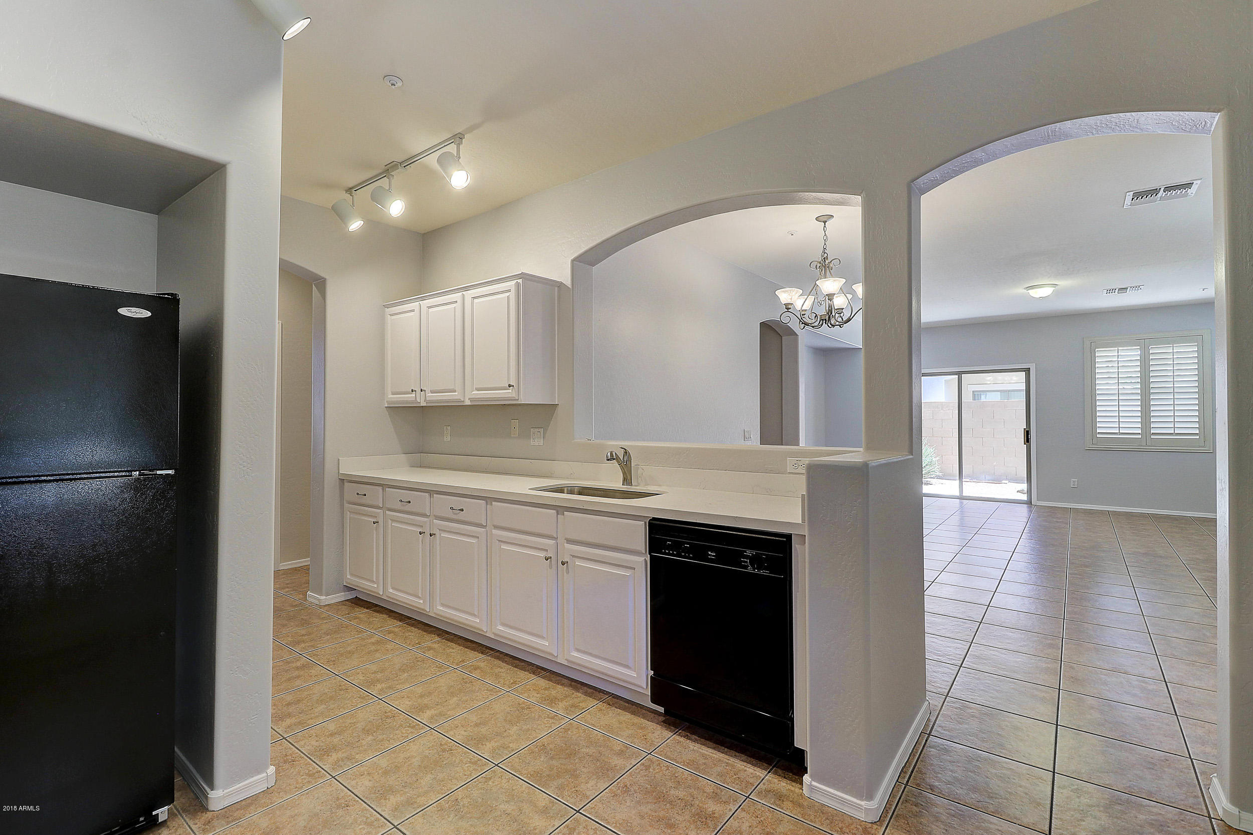 948 East Ranch Road Gilbert, AZ 85296 - Photo 5 of 21 B (4)