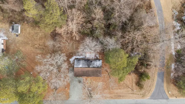 a picture of a door of the house