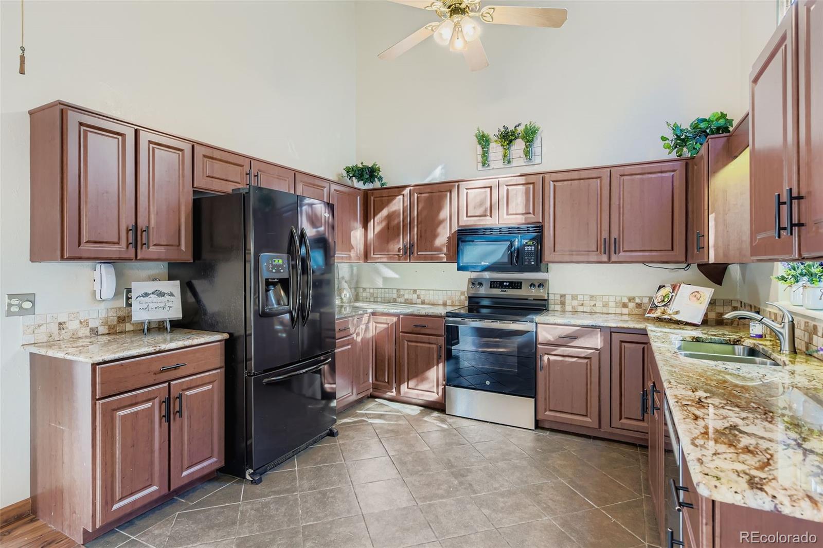 29526 Bronco Road Evergreen, CO 80439 - Photo 9 of 35